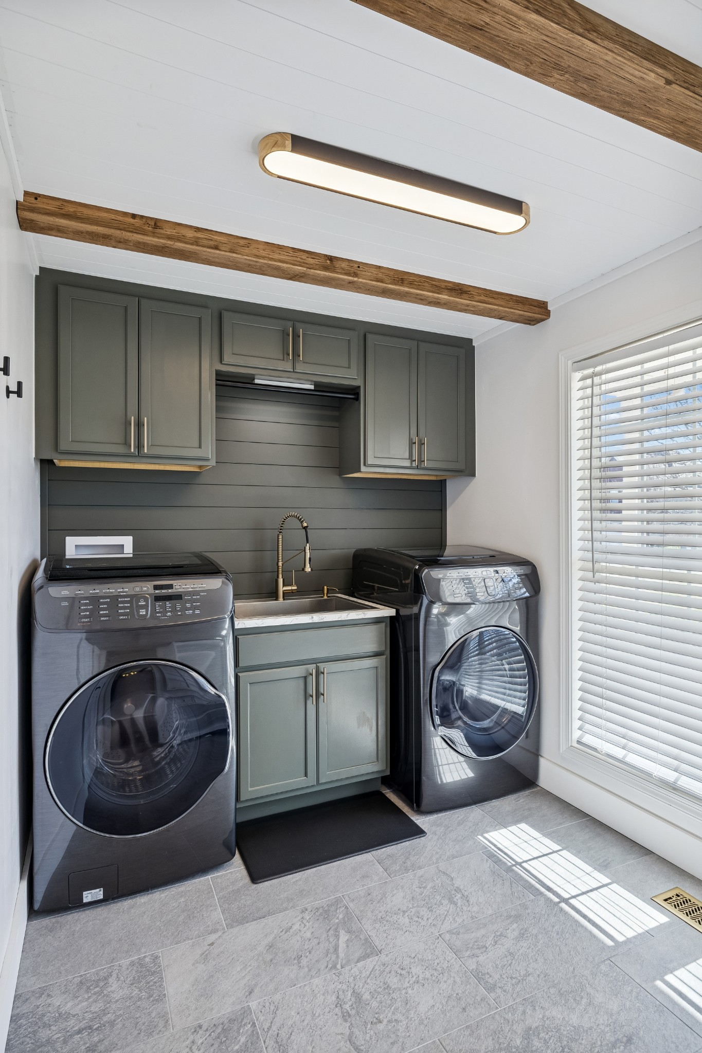 963 Beldon Station Ln