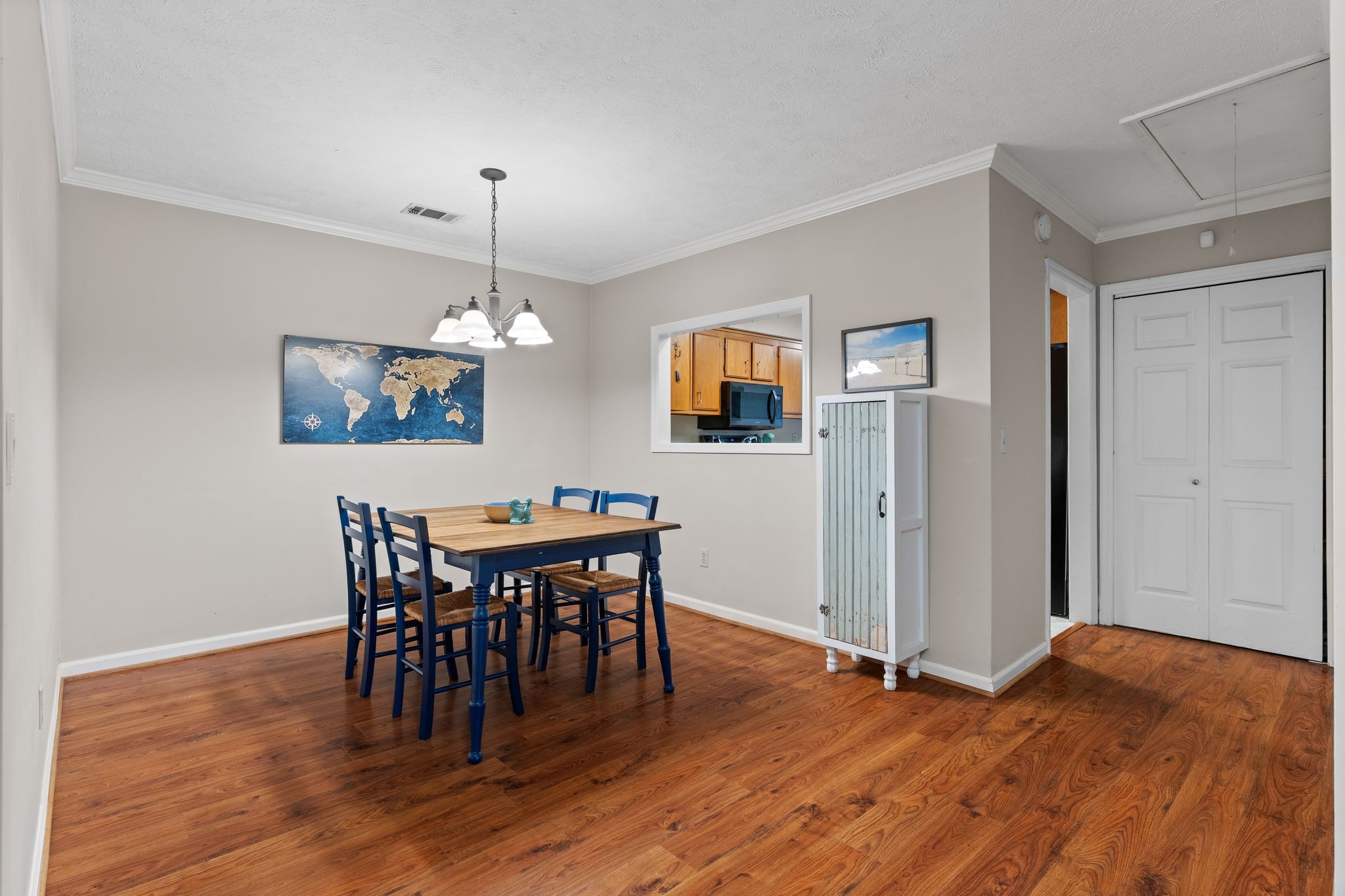 316 Ash Forge Dr
