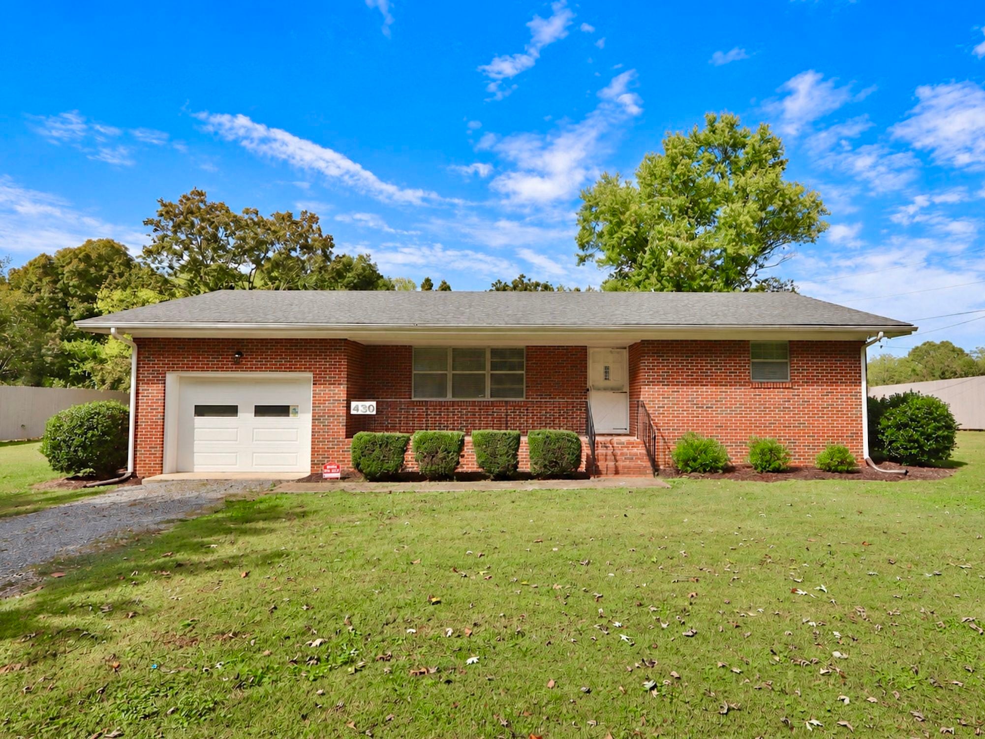 430 County Rd 890