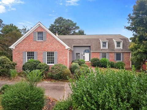 Photo of 5818 Rainbow Springs Drive, Chattanooga, TN 37416 (MLS # 3146149)