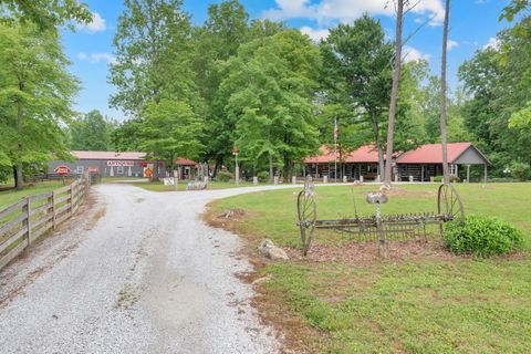 100 Shelton Ln Manchester TN 37355