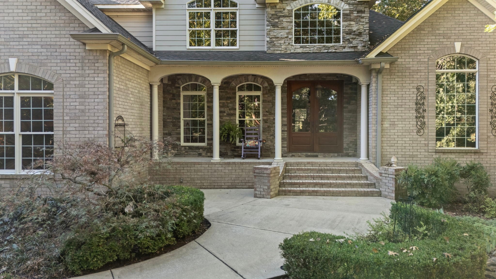 2399 Thompson Rd