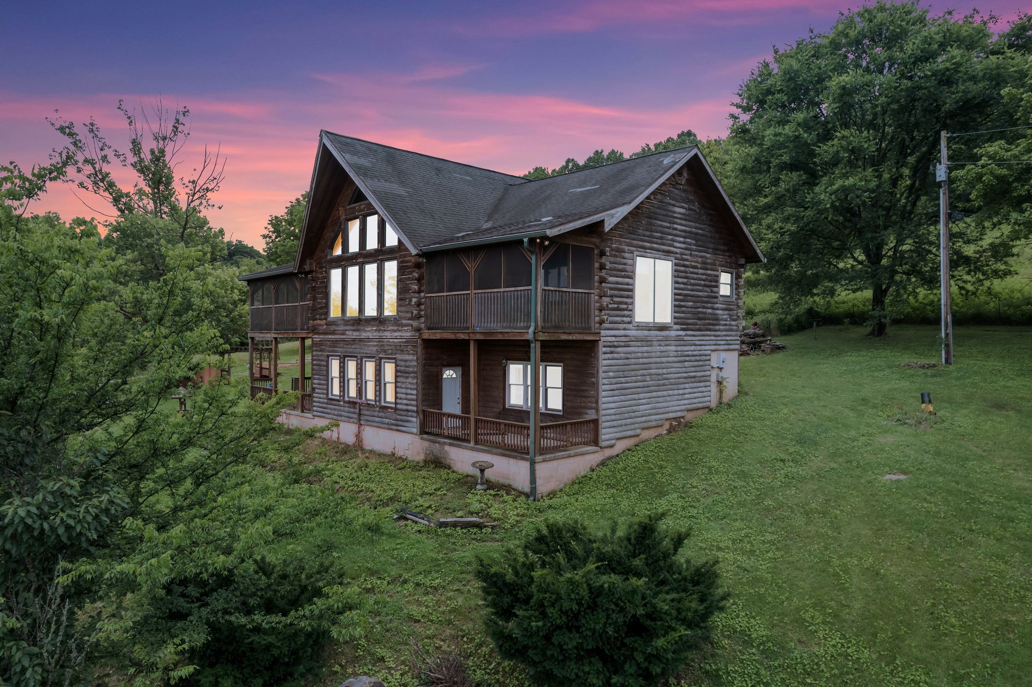 16 Eckert Ln