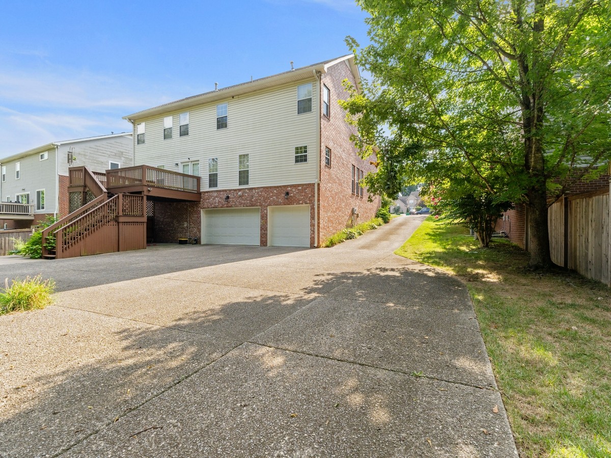 1528 Bunbury Dr