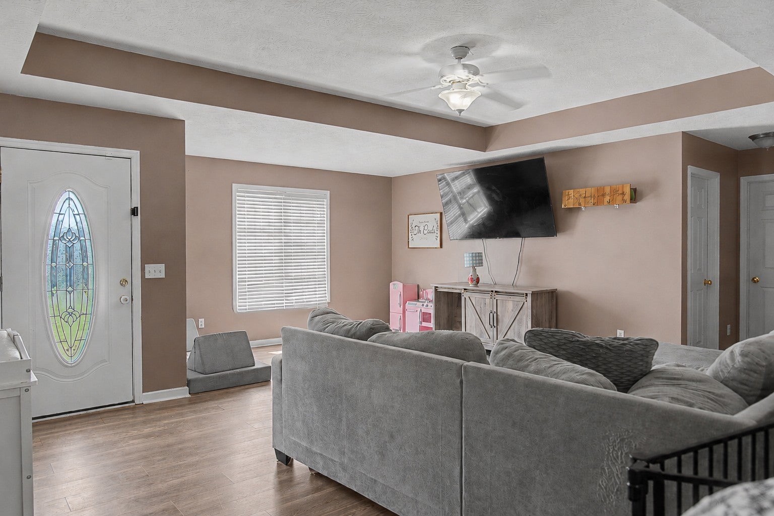 104 Leigh Anna Cir