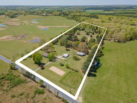 1080 Big Cypress Rd Cypress Inn TN 38452