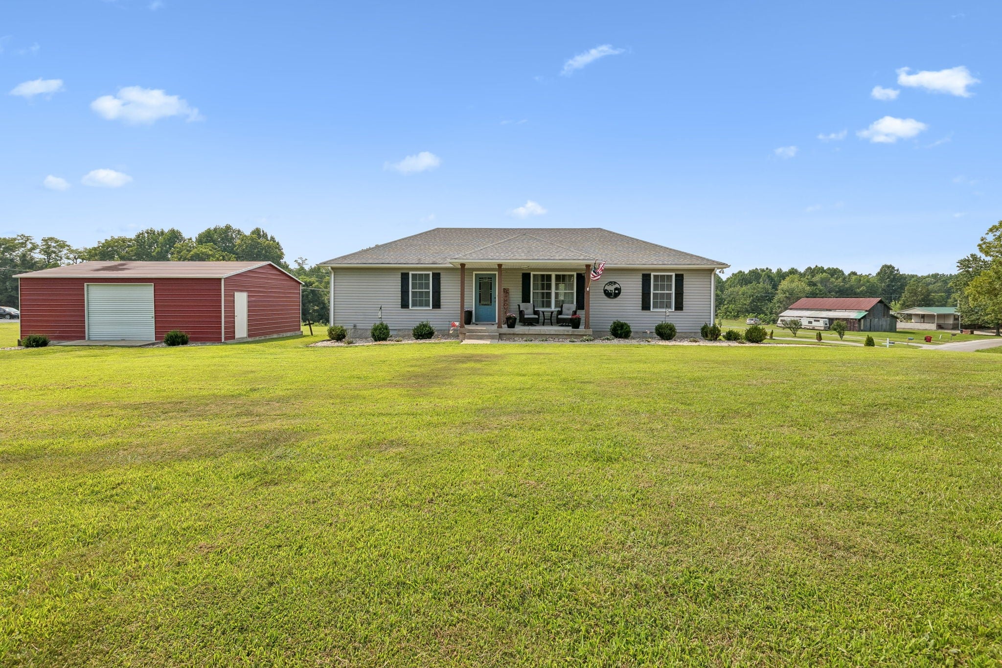 420 Douglas Ln