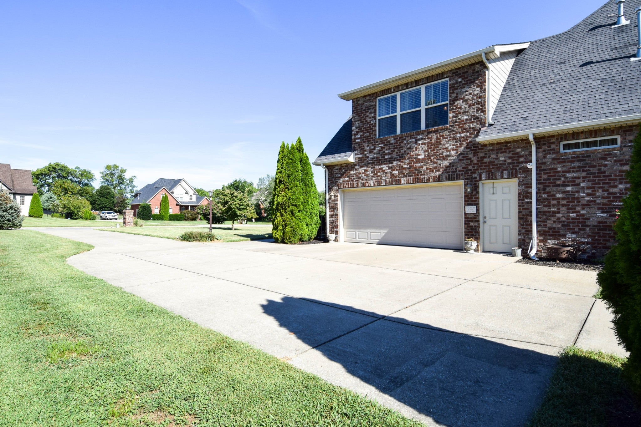 1021 Double Tree Ln