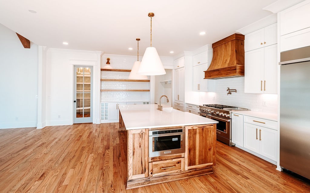 2457 Union Station Dr