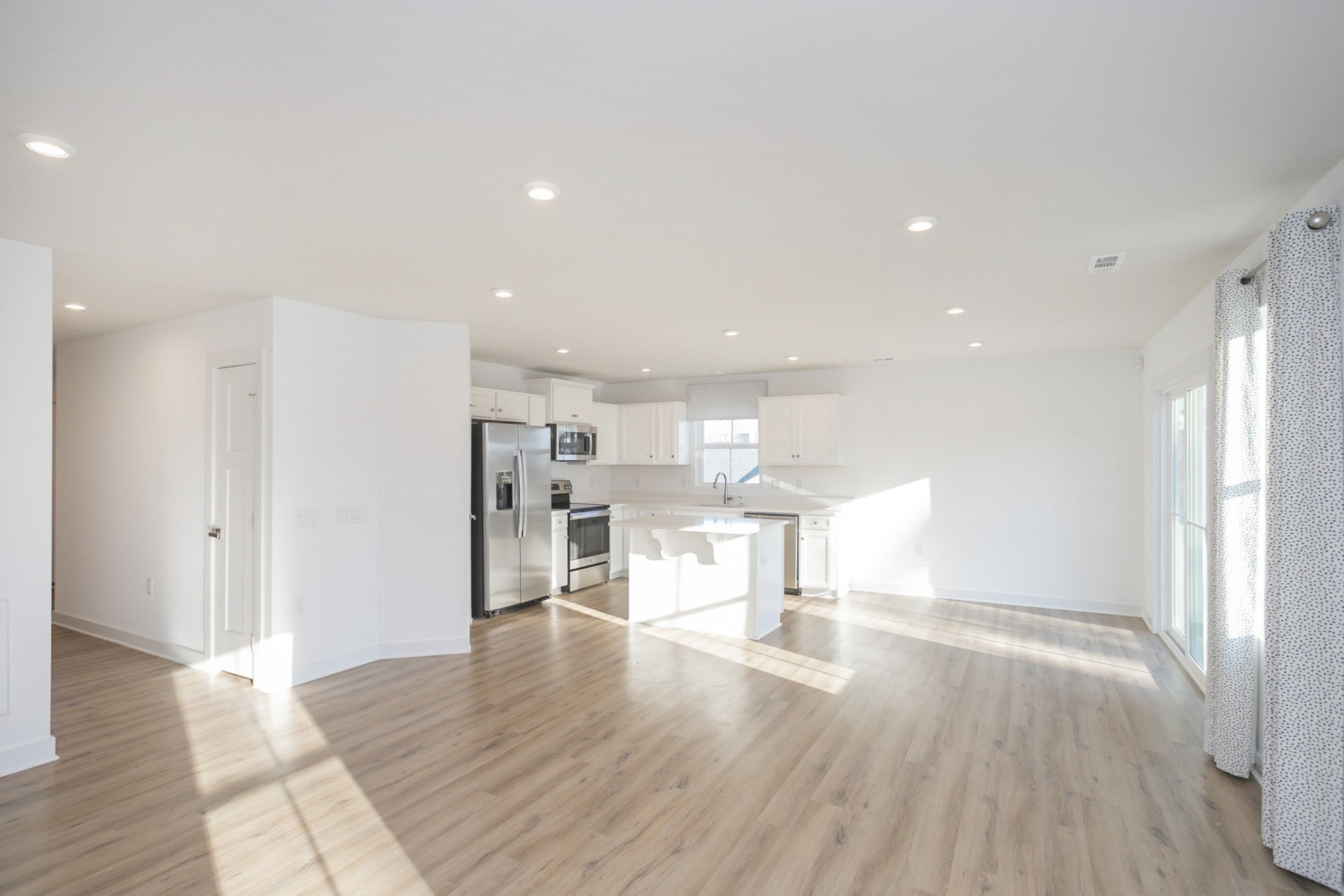 715 Cottage Dr
