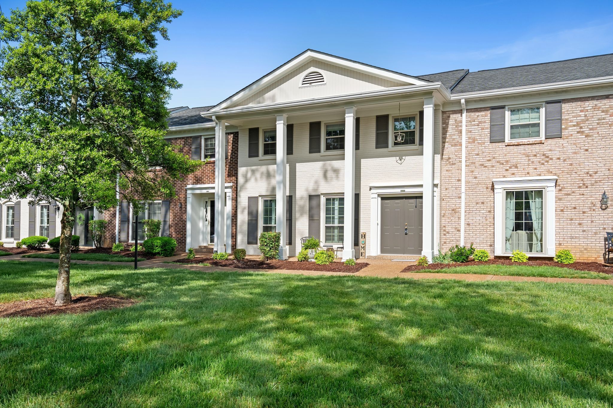 1002 E Northfield Blvd E104