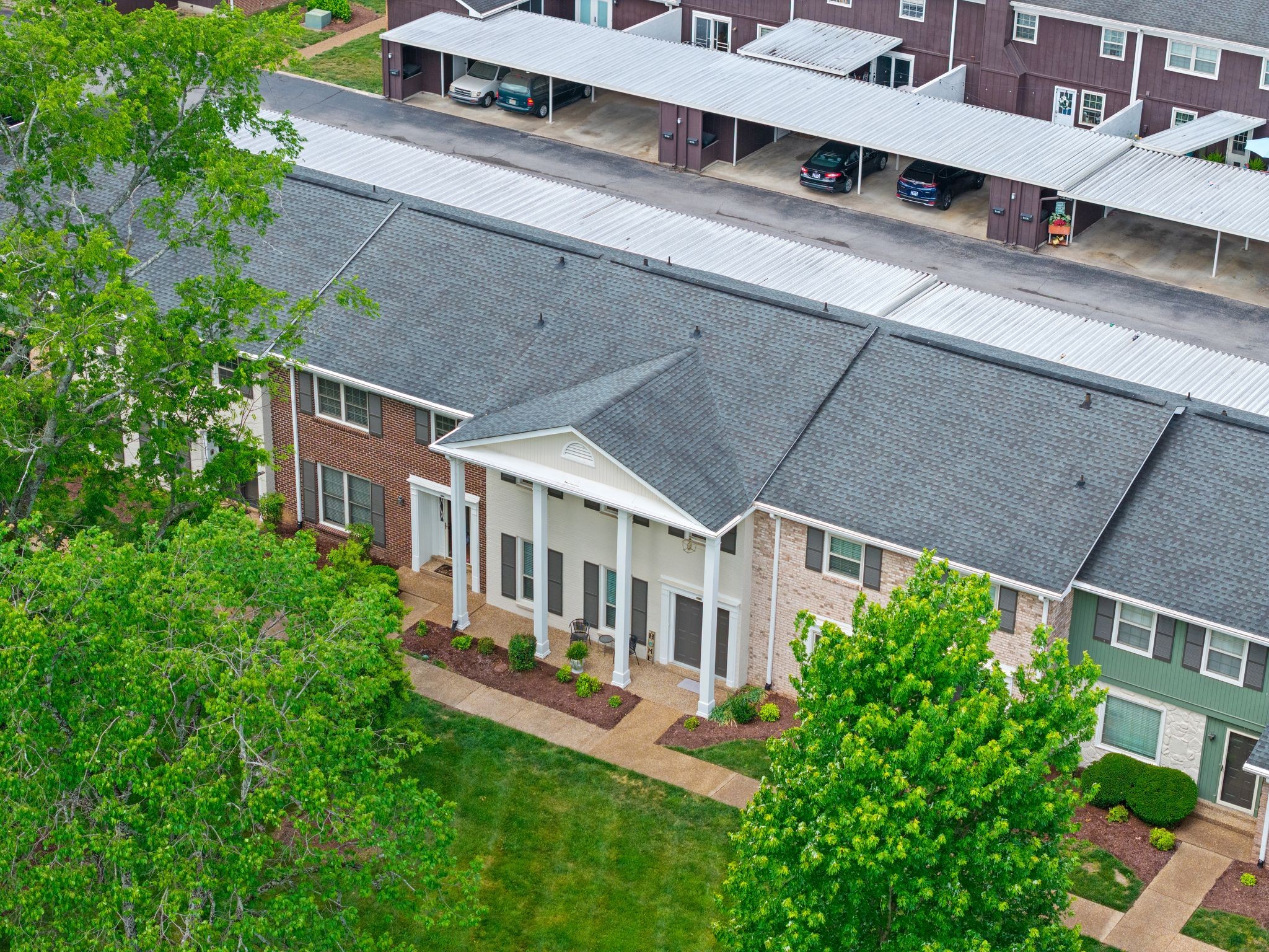 1002 E Northfield Blvd E104