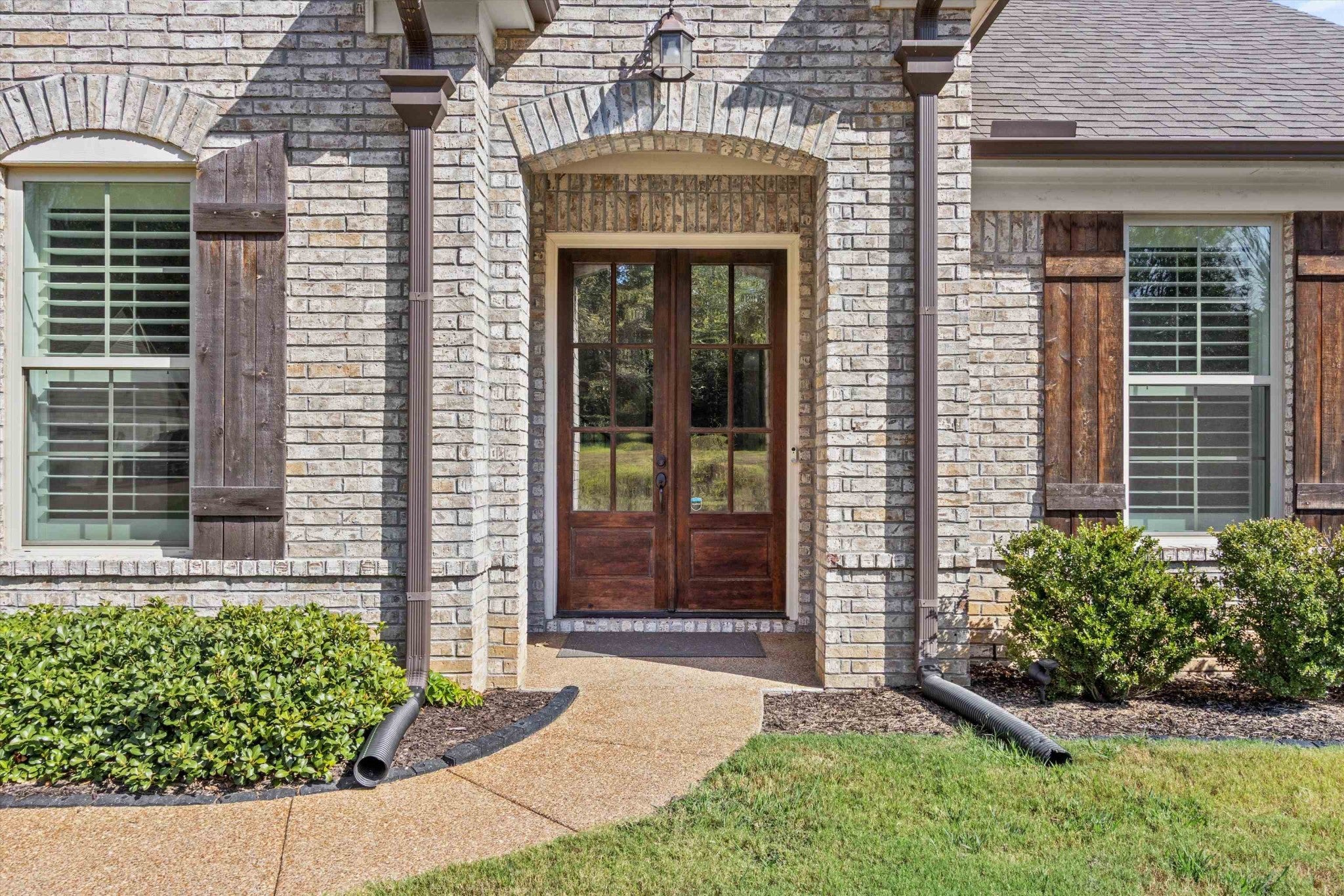 110 LAUREL GLEN DR
