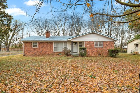 230 N Electra St Gallatin TN 37066