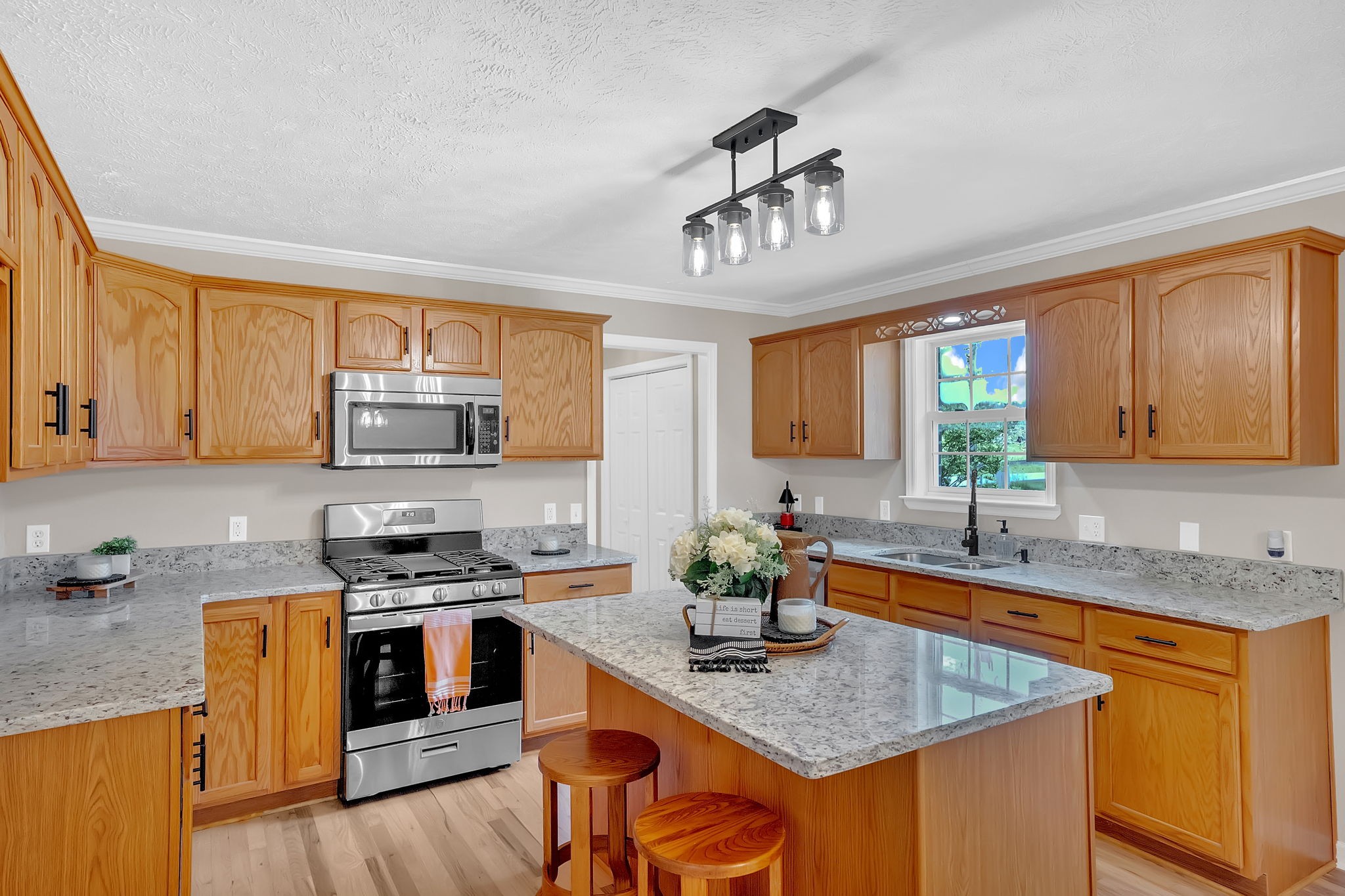 282 Hunt Creek Rd