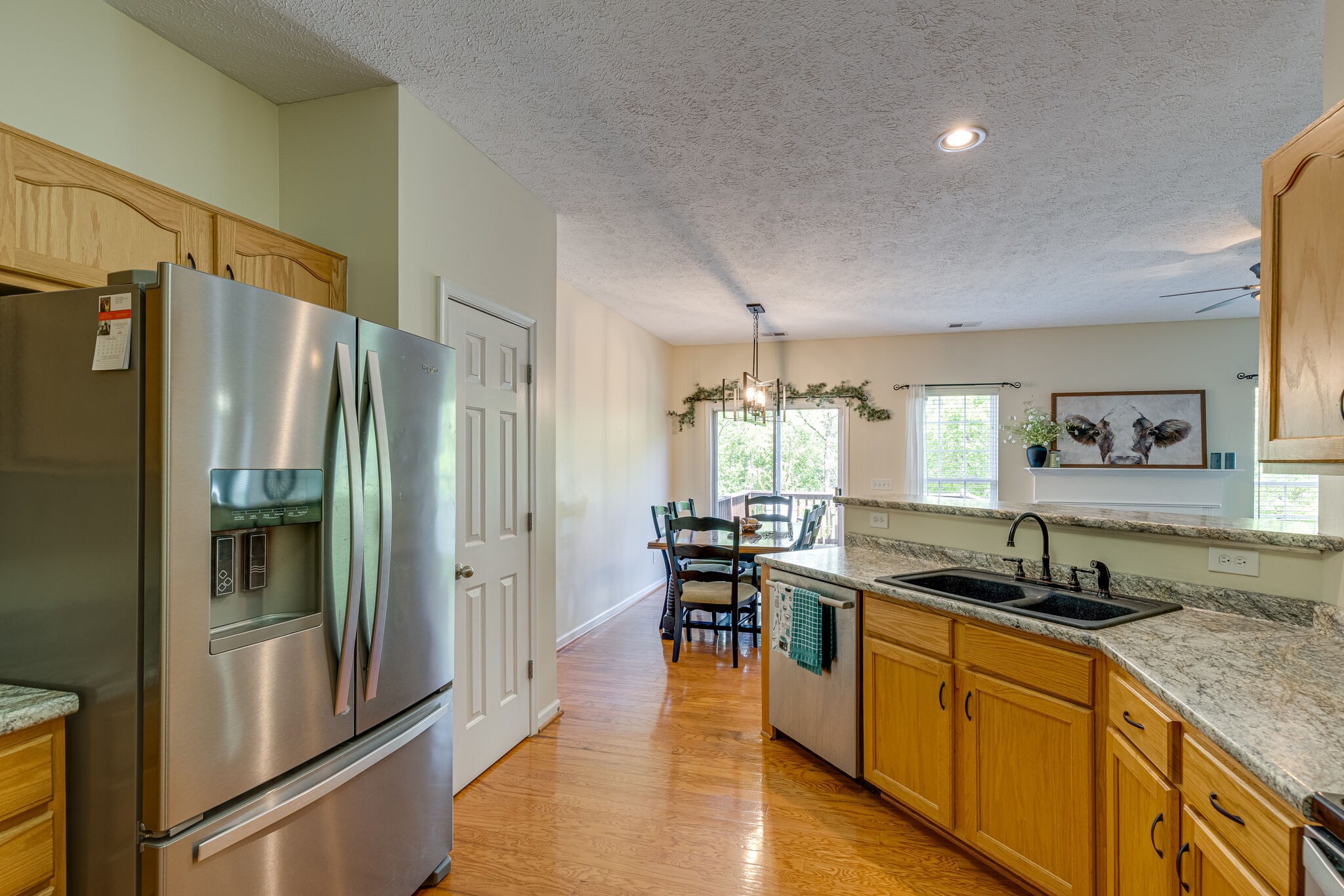 Photo 18 of 41 of 1512 Callender Rd house