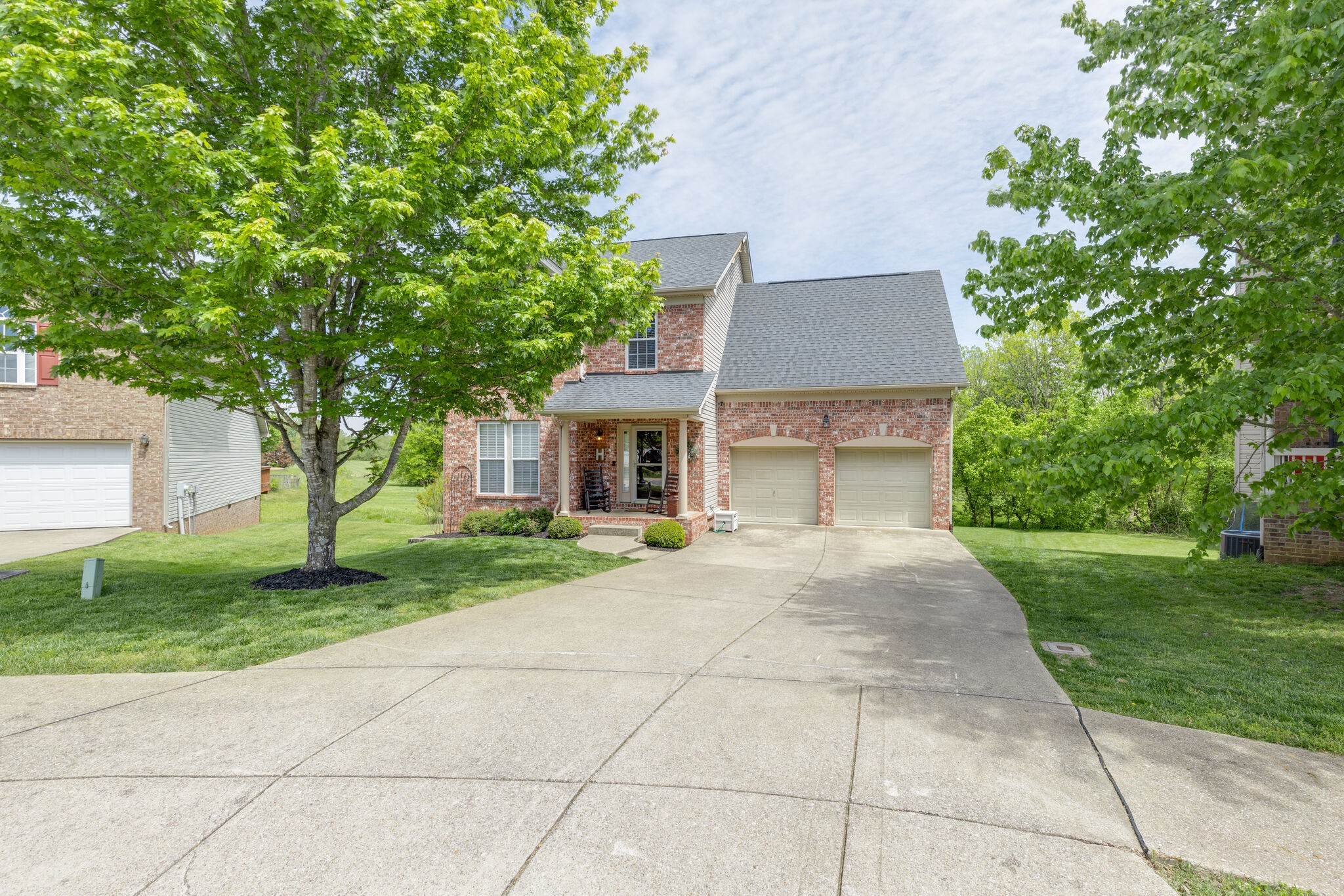Photo 3 of 41 of 1512 Callender Rd house