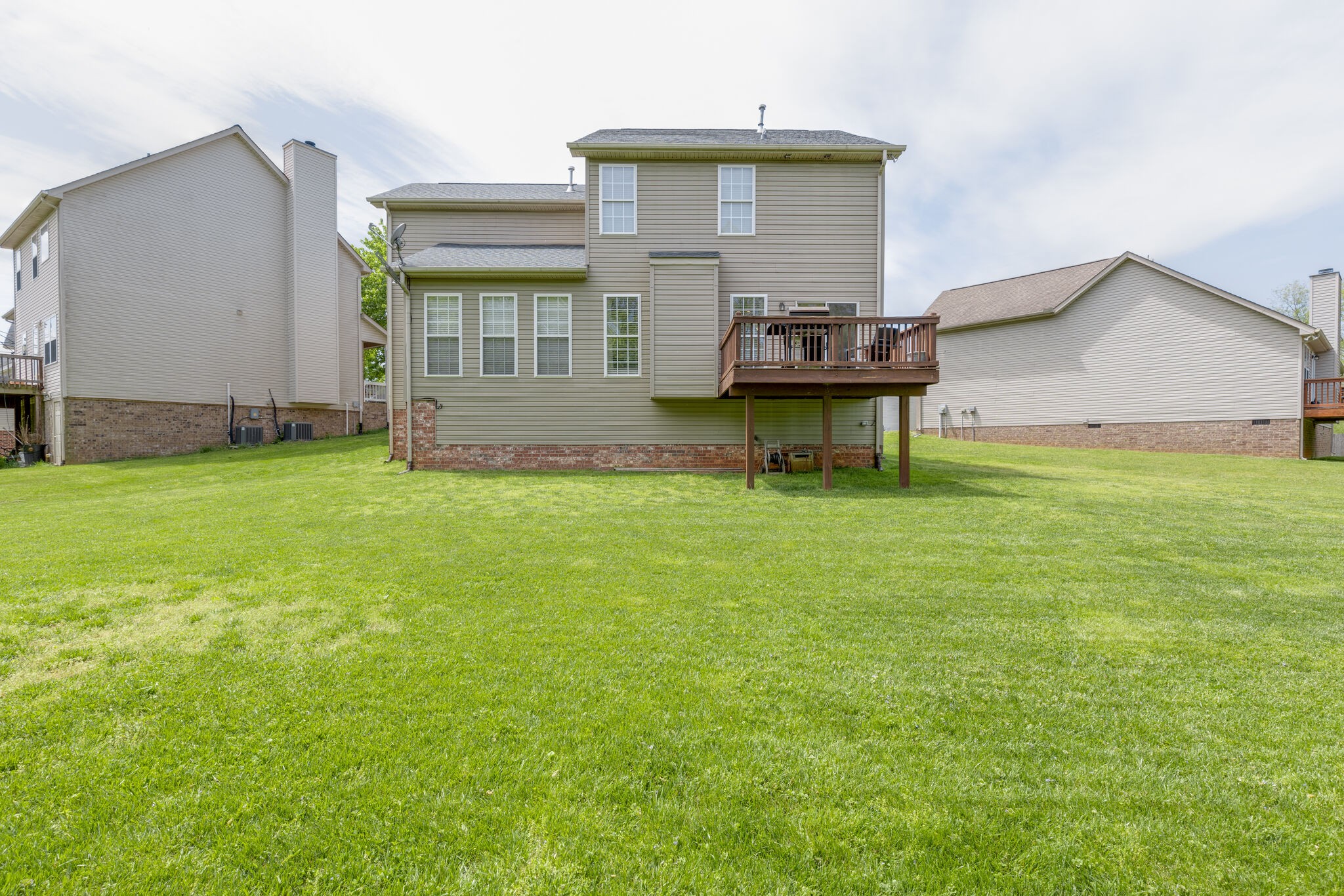 Photo 39 of 41 of 1512 Callender Rd house