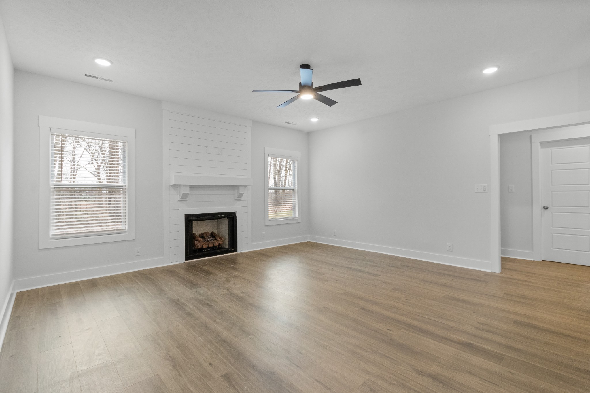 978 Alton Dr