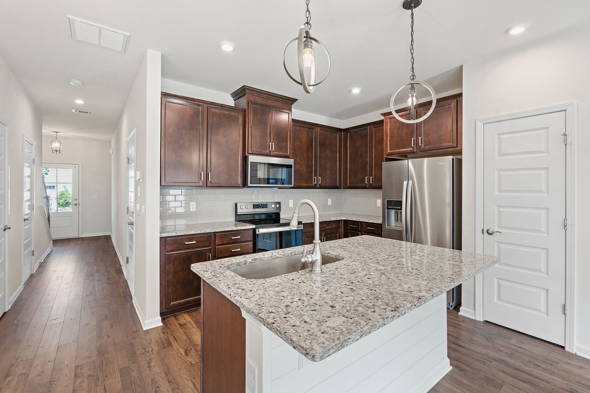 313 Victoria Dr