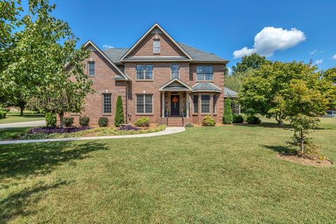 1035 Franklin Heights Dr Winchester TN 37398