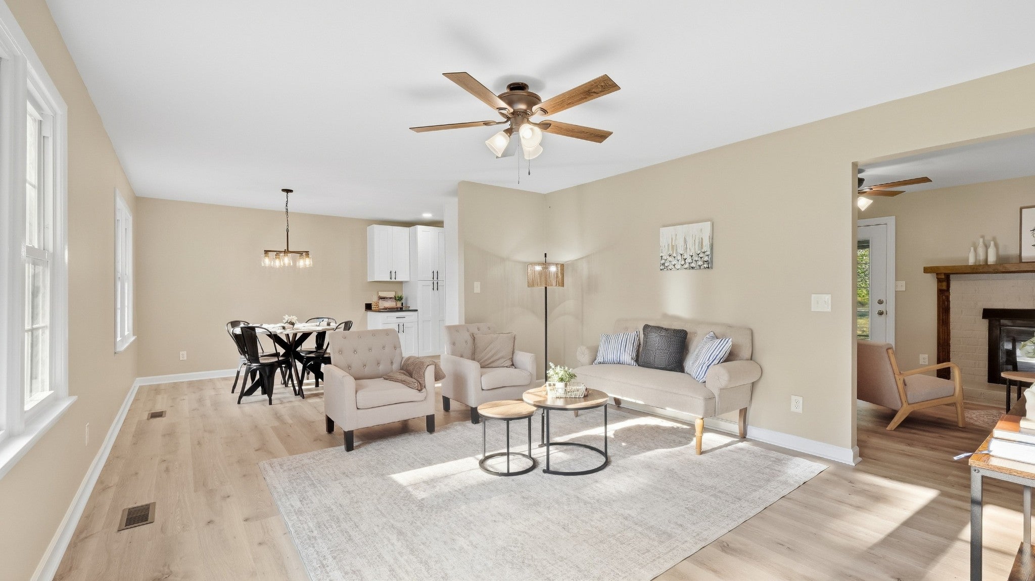 342 Oakwood Ln
