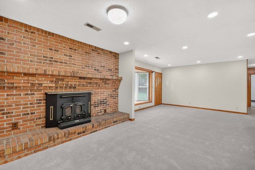 123 Houston Bell Road