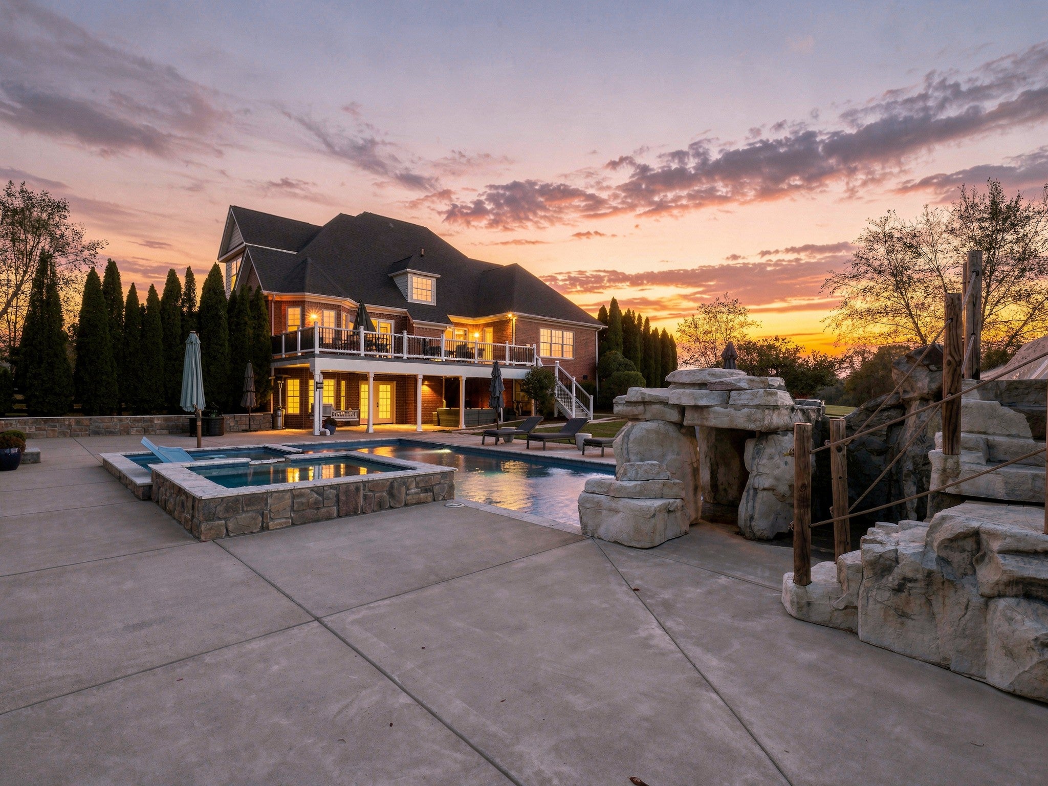 3722 Bosk Ln