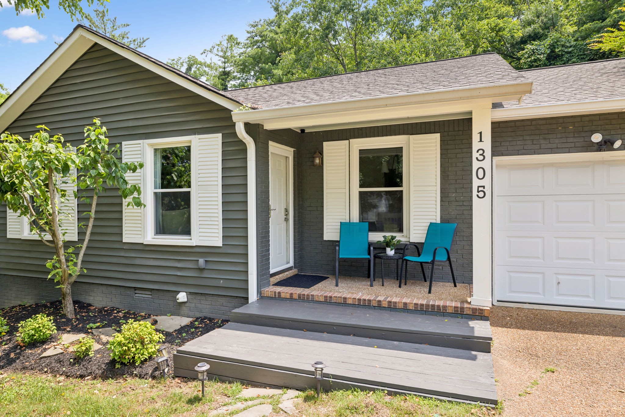 1305 Mallard Dr