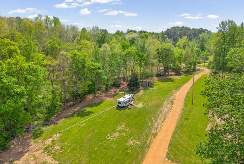 1377 Hurricane Creek Rd Stewart TN 37175