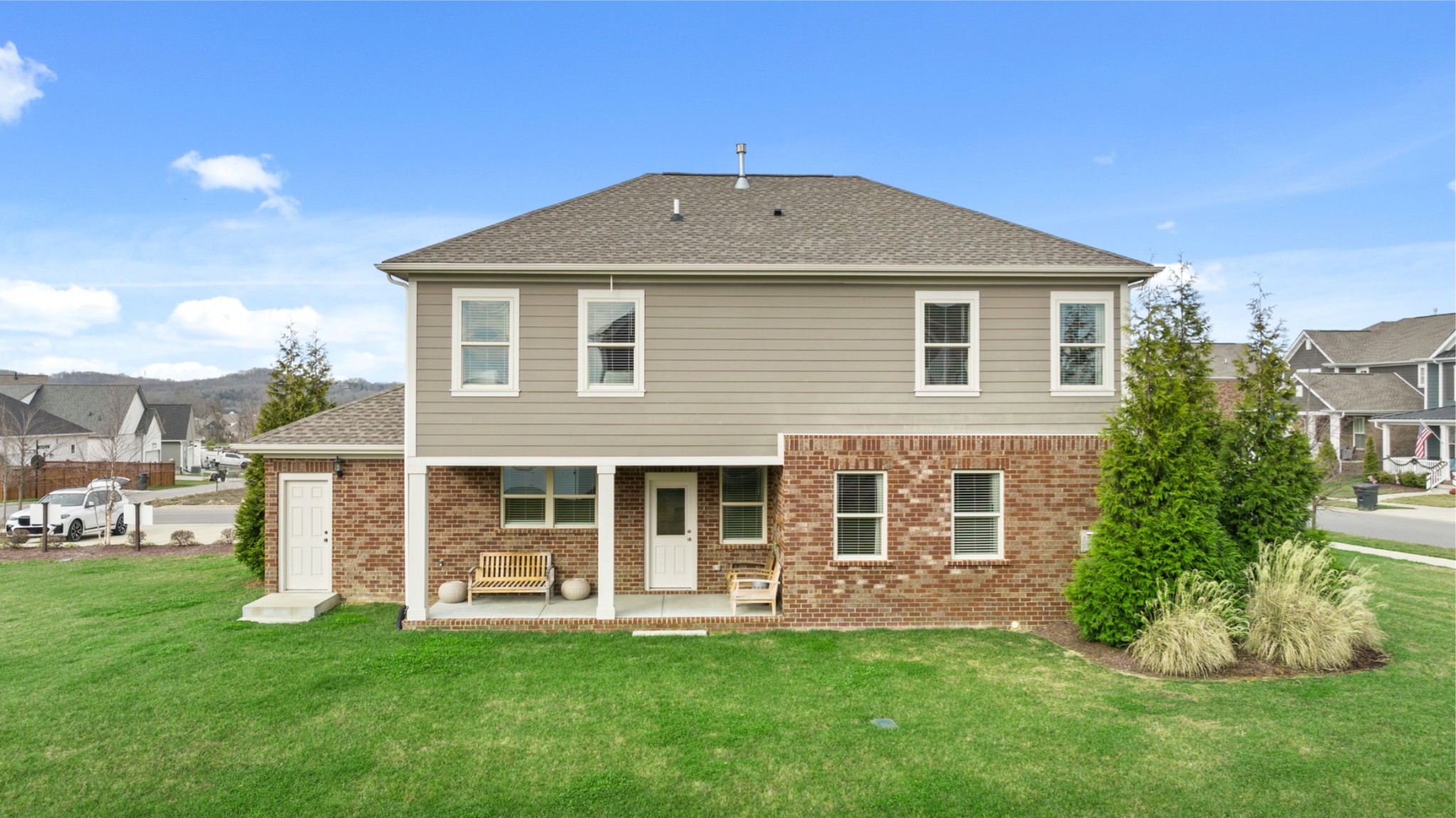 312 Whispering Pines Ln