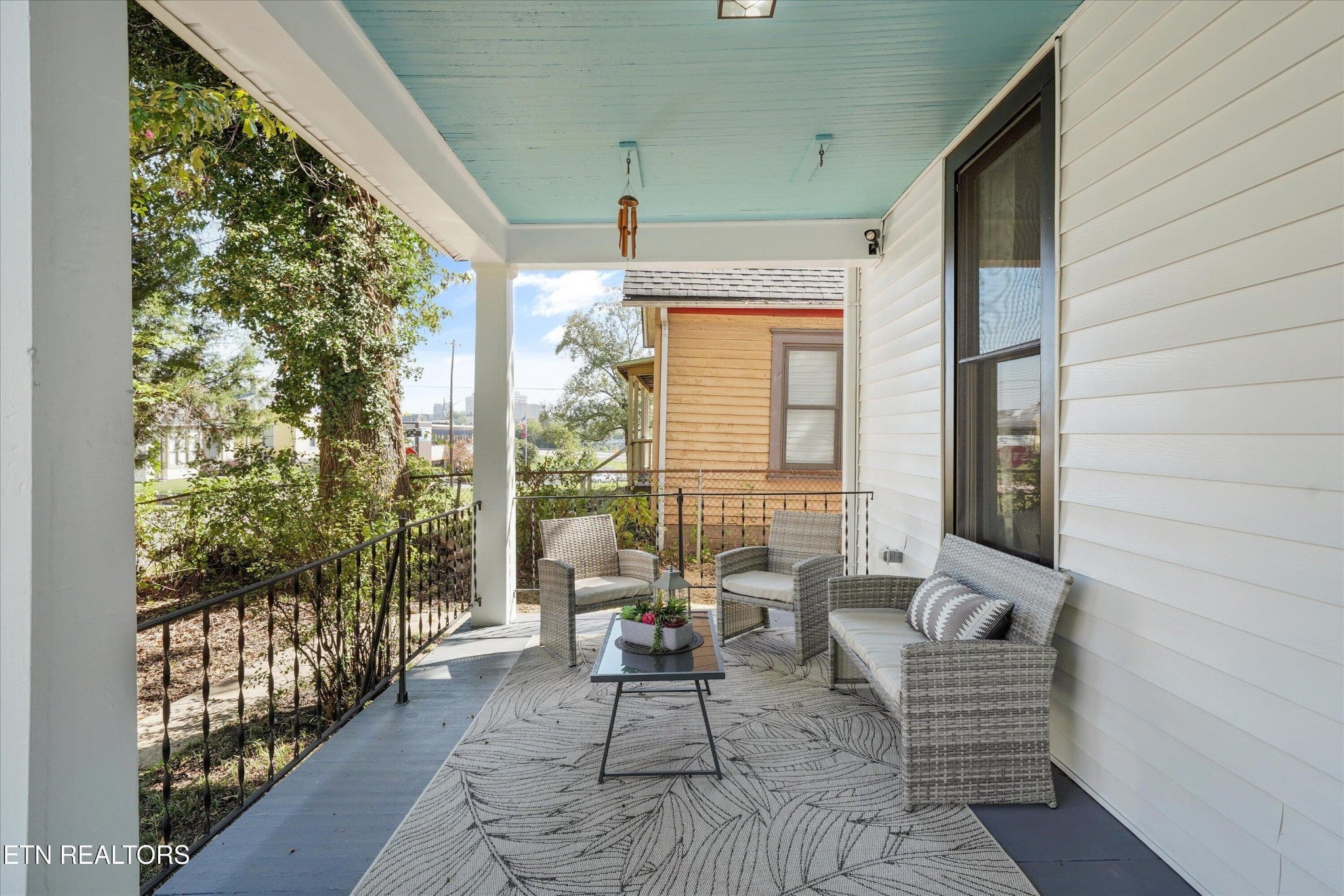 1404 Hannah Ave