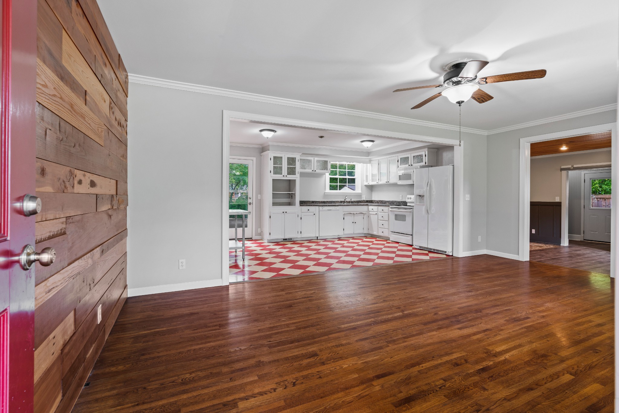 208 Meadowgreen Dr