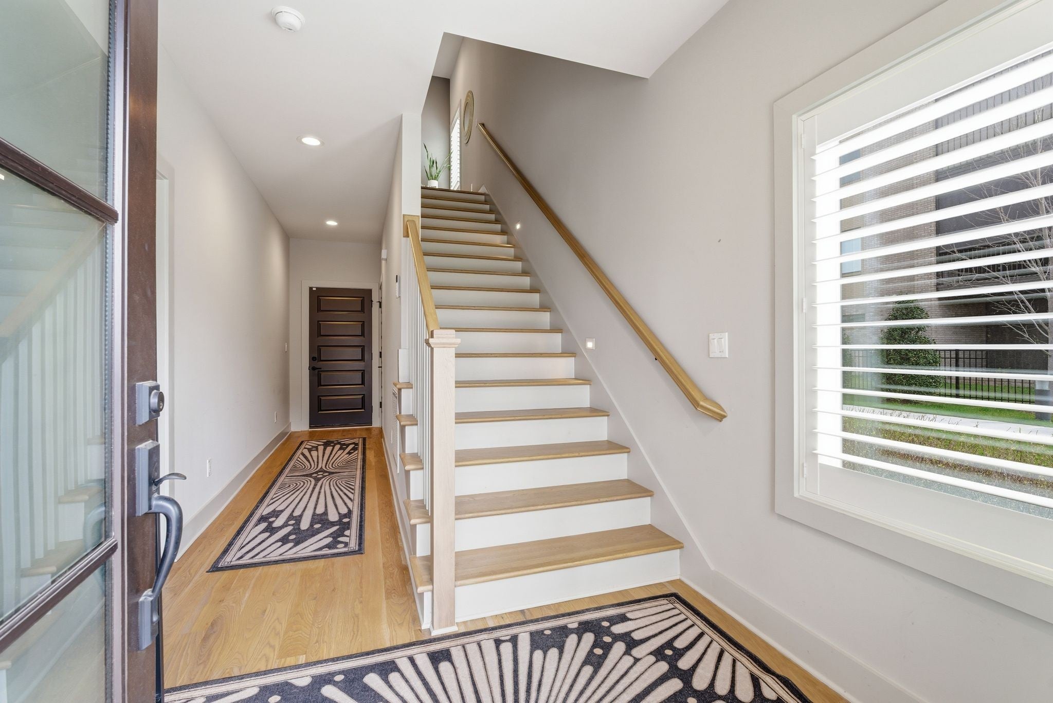 530 Southgate Ave, Nashville TN 37203 3-bed condo, photo 2 of 60