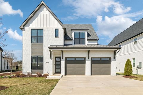 5734 Willoughby Way Murfreesboro TN 37129