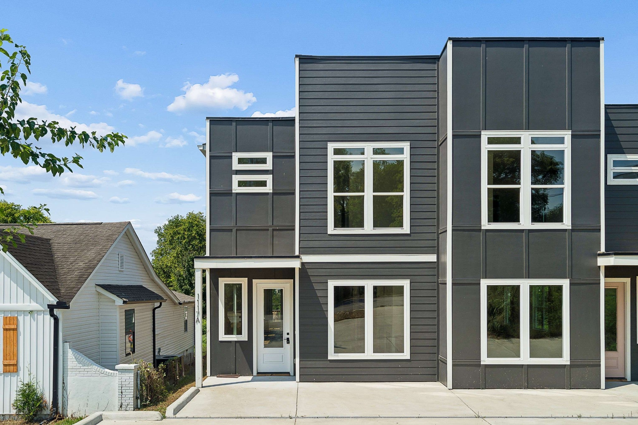 3.0-bed rental at 1117a 38th Ave N