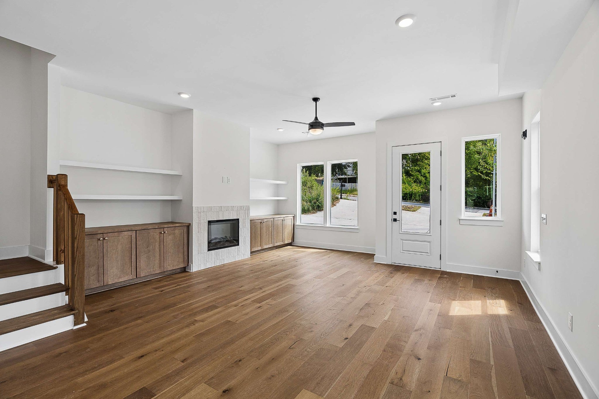 1117A 38th Ave N