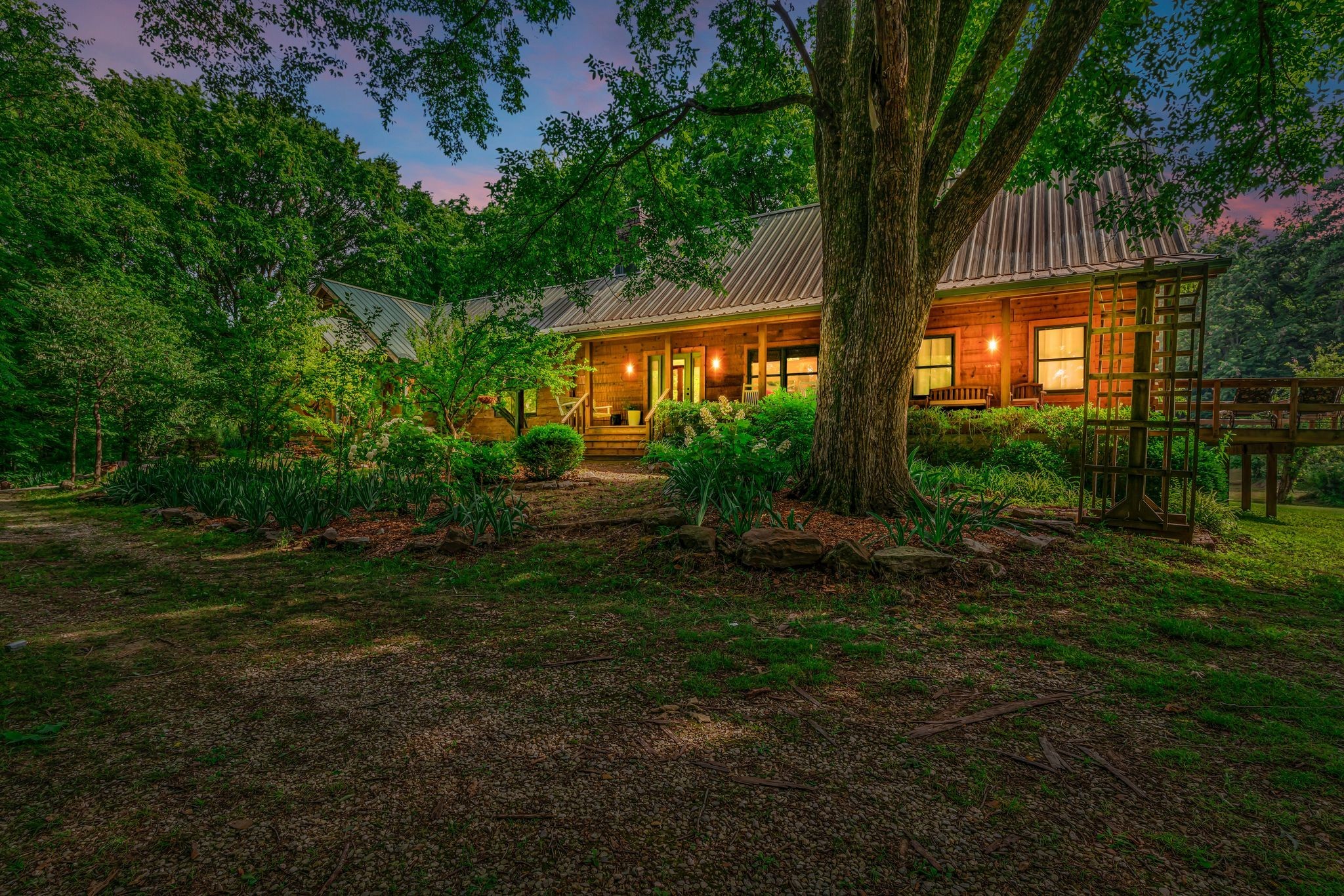 3316 Burr Rd