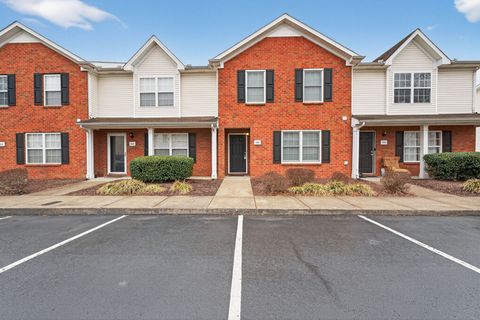 1026 Wolves Den Pl Murfreesboro TN 37128