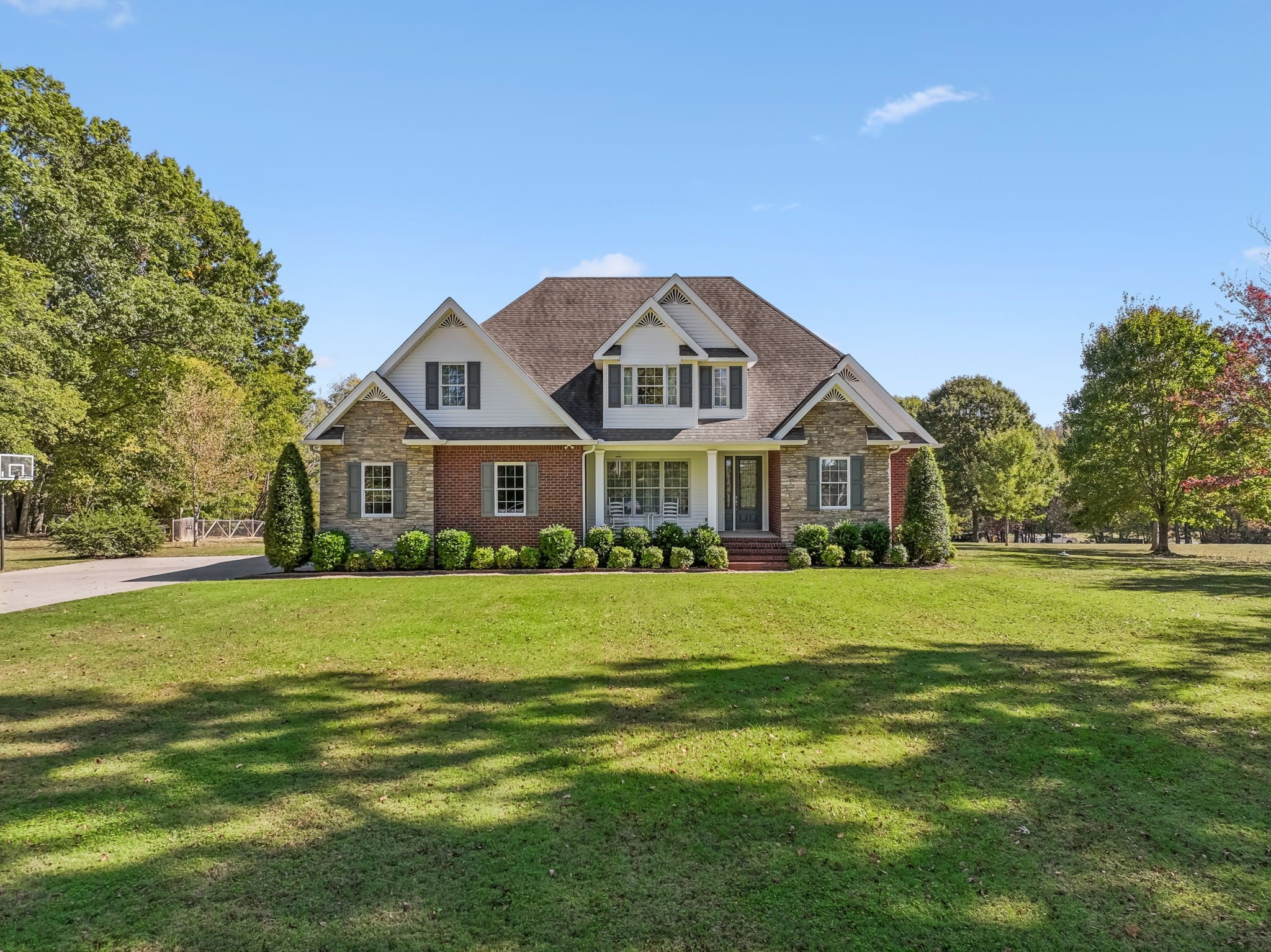 463 N Denny Rd