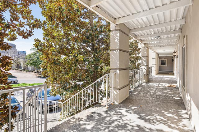 305 Rose Hall, Nashville - listing photo 2