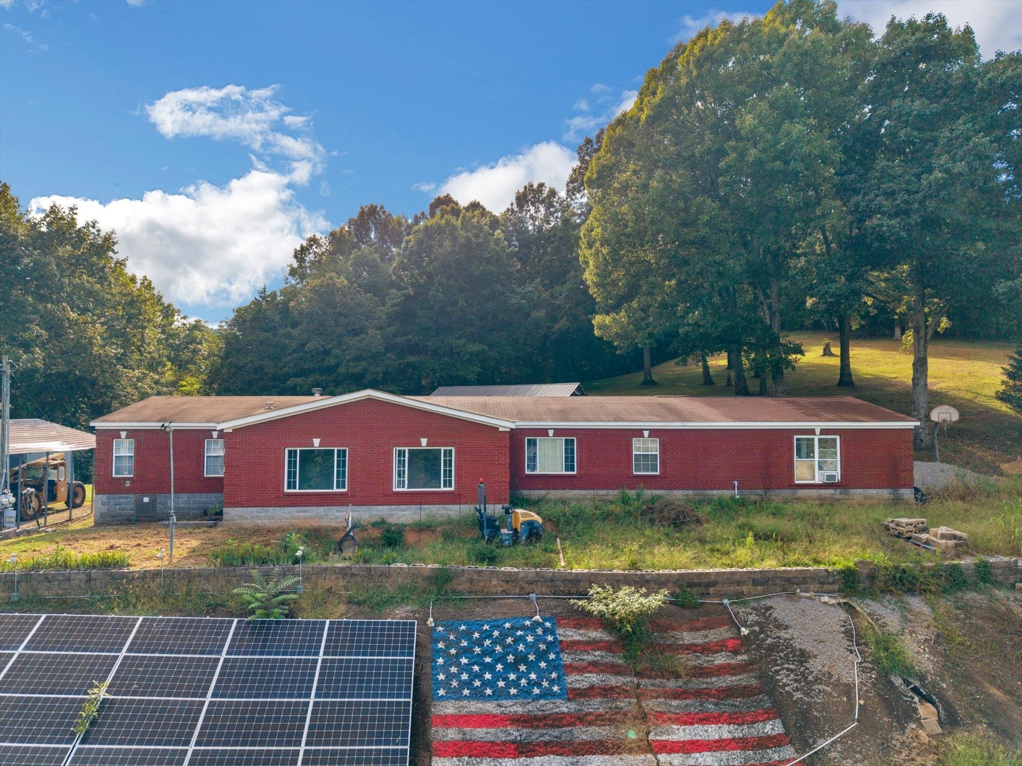 500 Long Hollow Rd