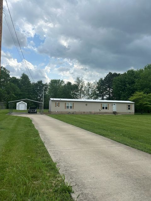 7512 Greenwood Rd Cross Plains TN 37049