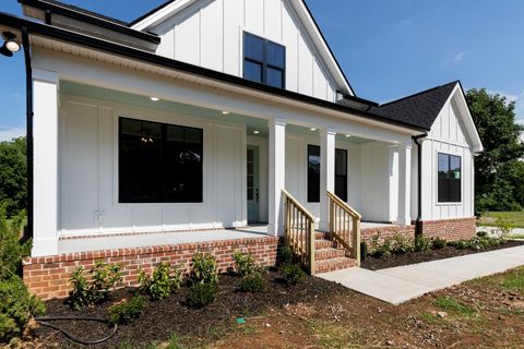 6616 Old Zion Rd Columbia TN 38401