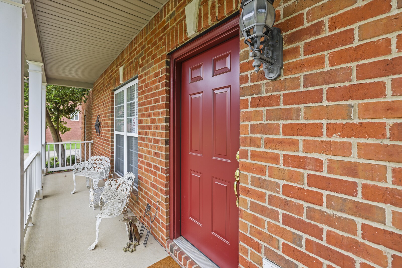 1408 Blossom Ct