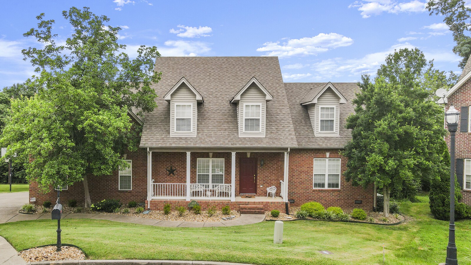 1408 Blossom Ct