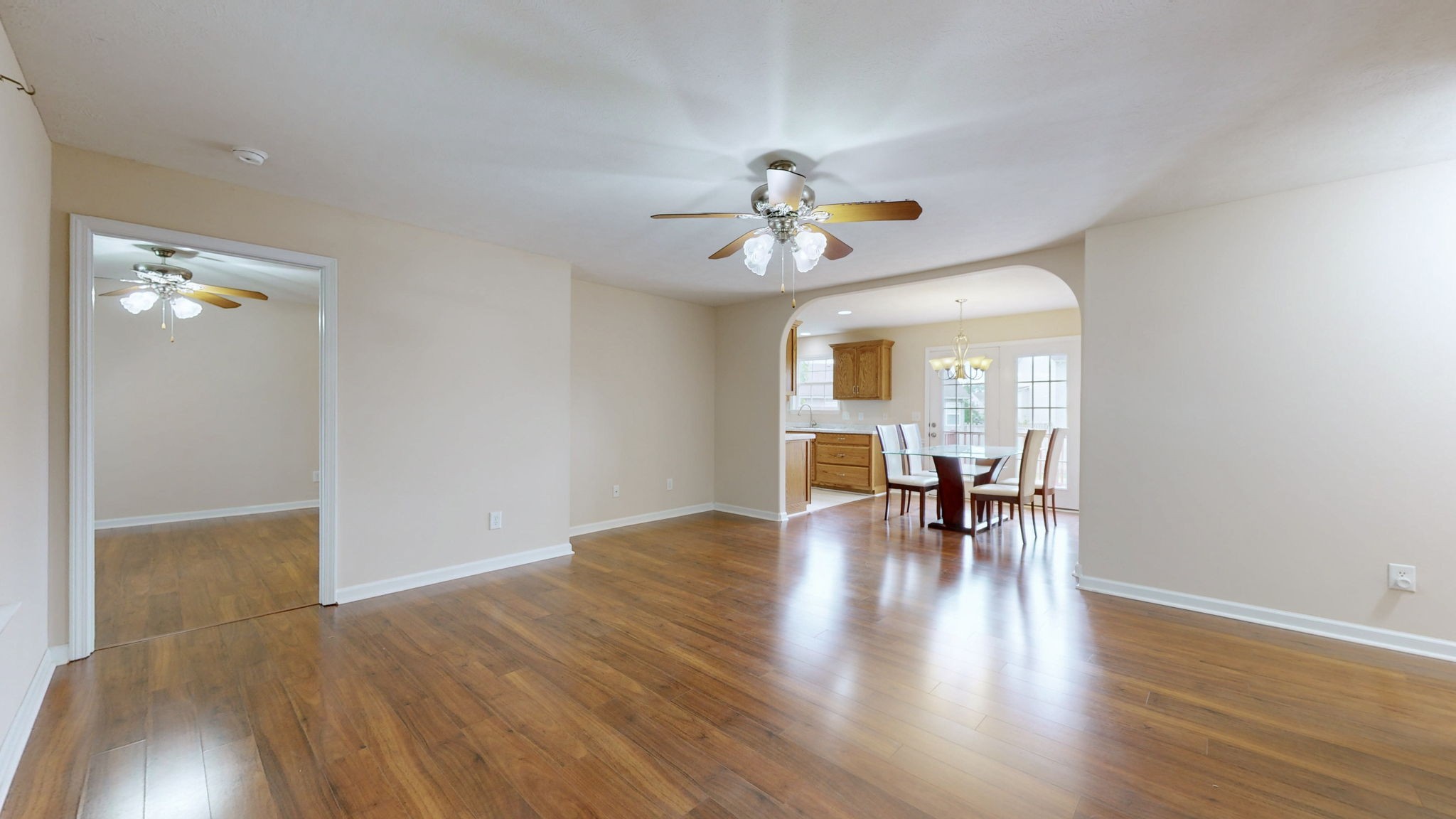 1921 Littleton Ct