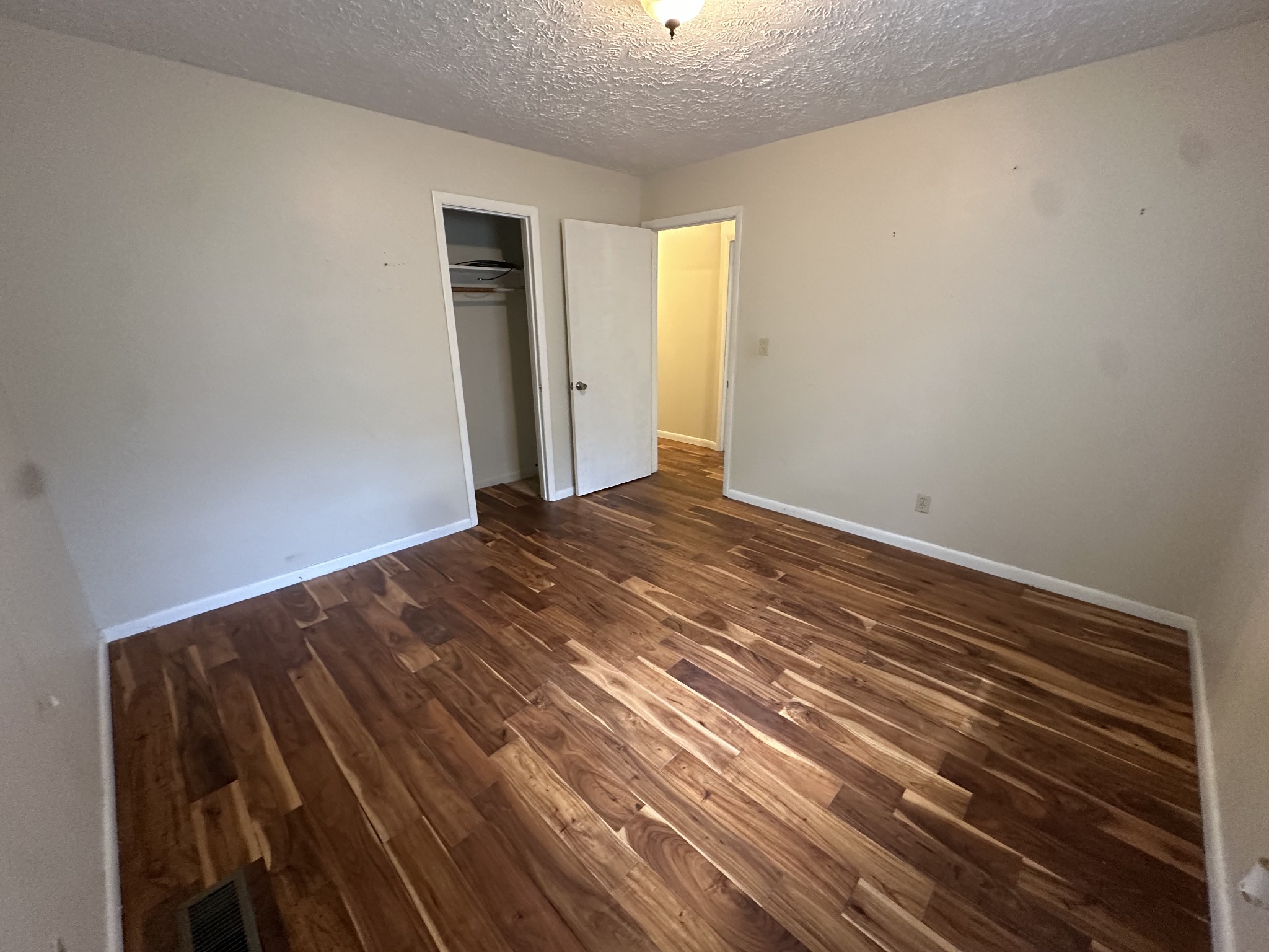 112 McCloud Ln