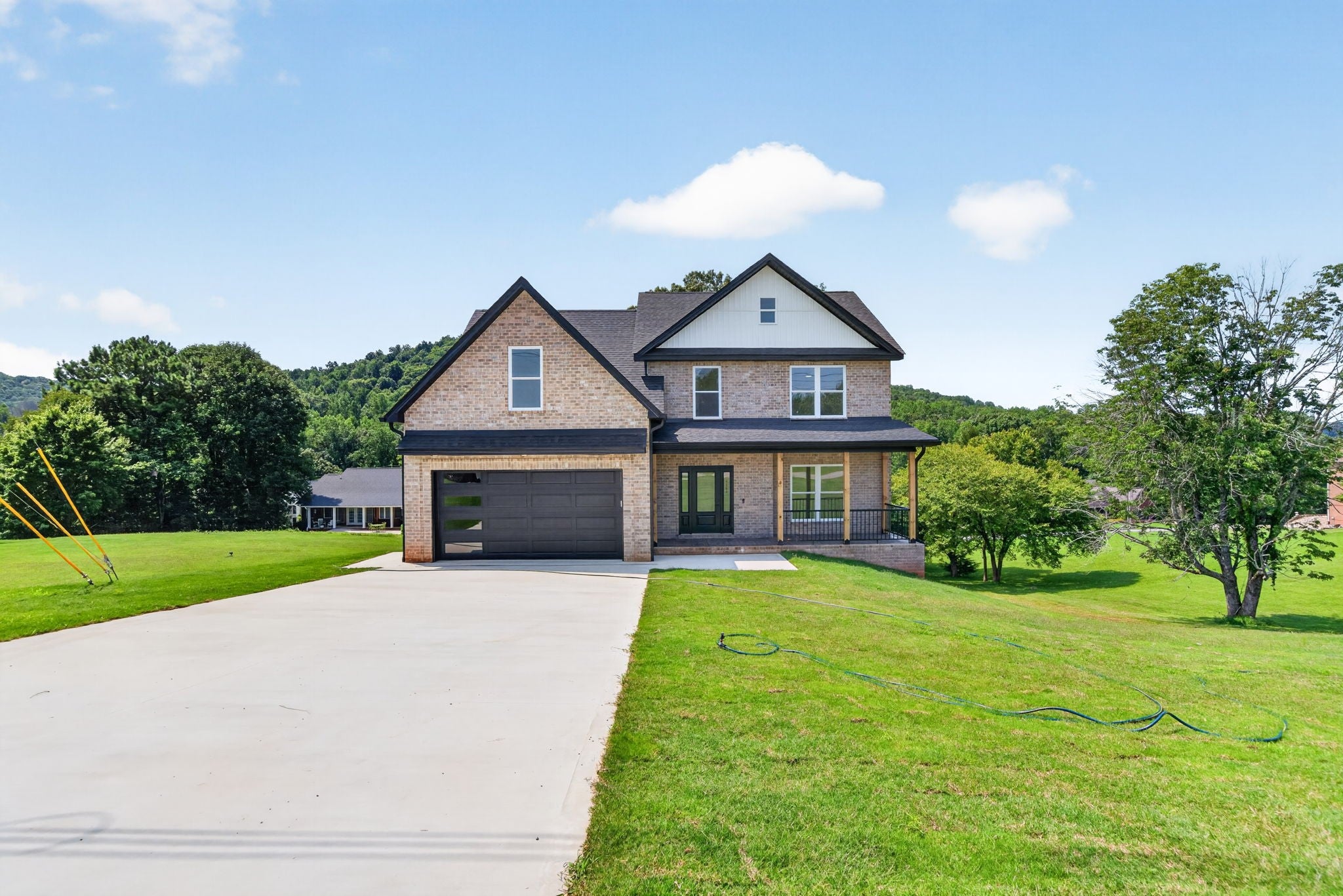 4560 Twin Creeks Dr