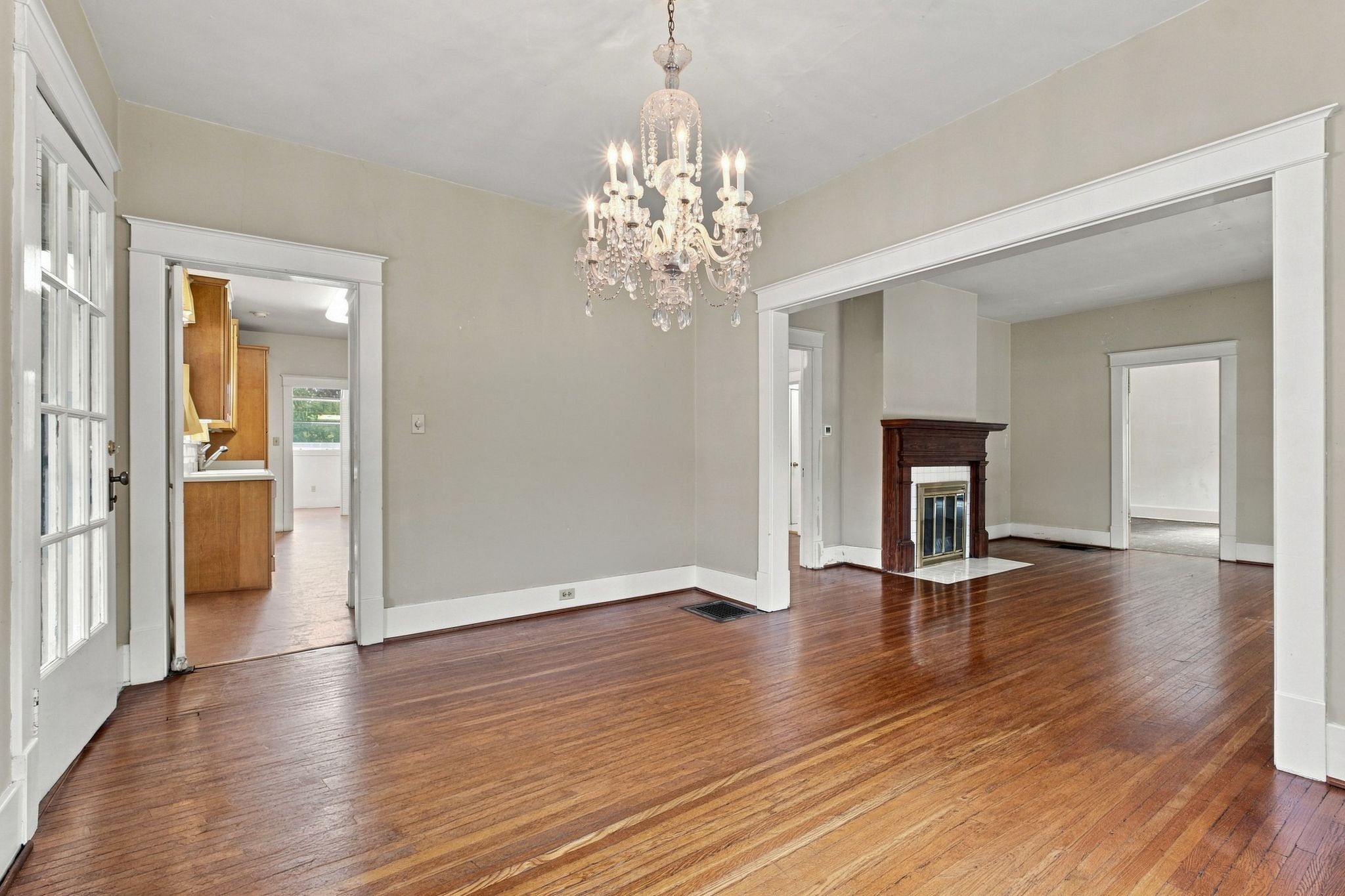 3807 Princeton Ave